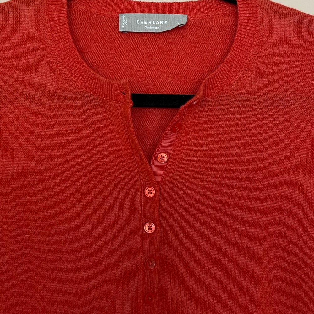 Everlane cashmere Henley sweater - Picture 5 of 6